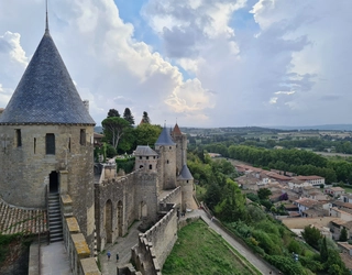 Vue sur la ville et la cité de Carcassonne