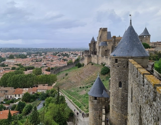 Vue sur la ville et la cité de Carcassonne