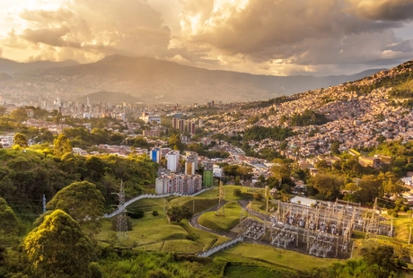 Lever de soleil sur Medellin