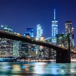 Photographie de pont pendant la nuit