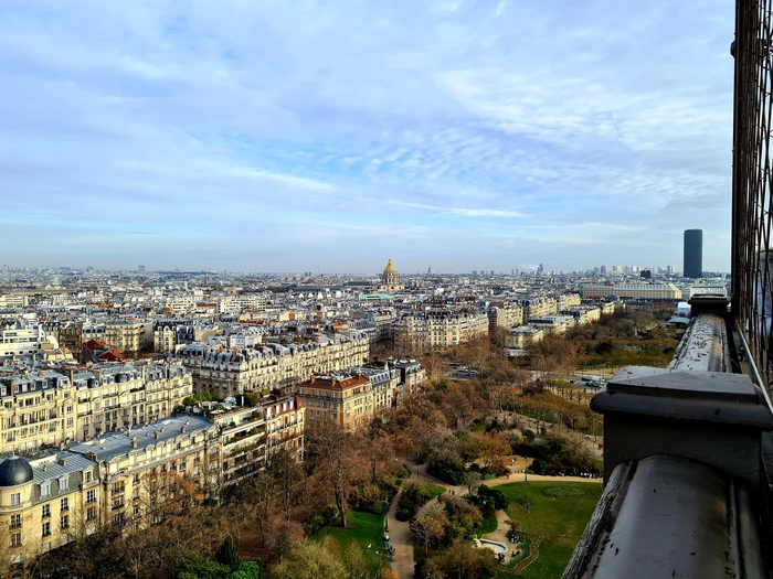 Vue sur Paris depuis la tour Eiffel